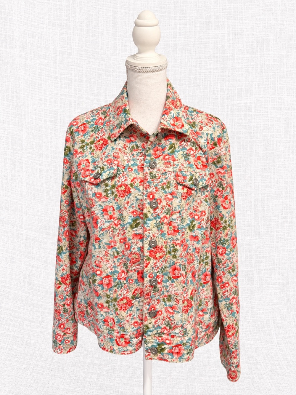 Tribal Jeans Floral Cotton Trucker Jacket Size L Cottagecore Button Front